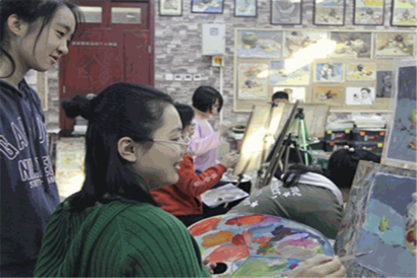 乐星空艺术教育